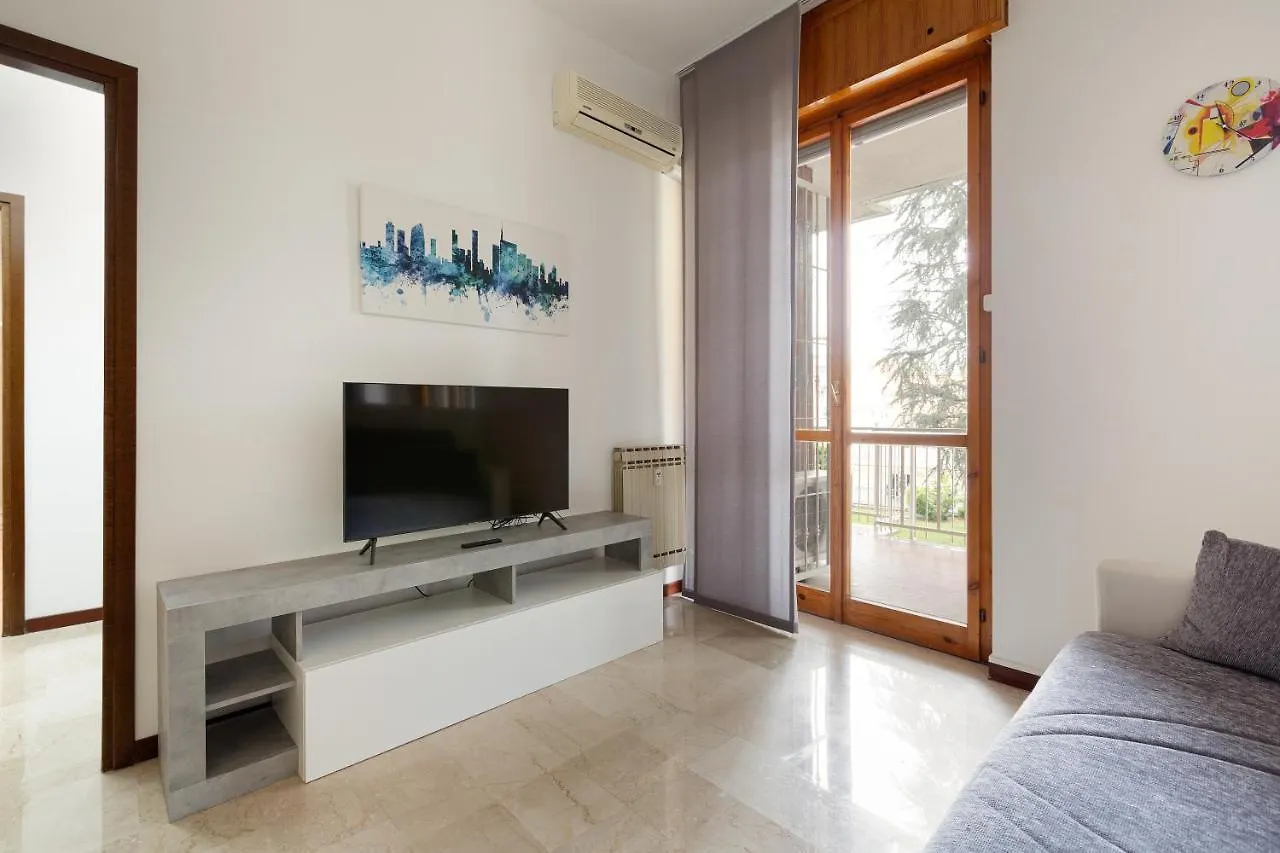Apt Con Terrazzo A Milano- Greco Pirelli! Apartment Milan